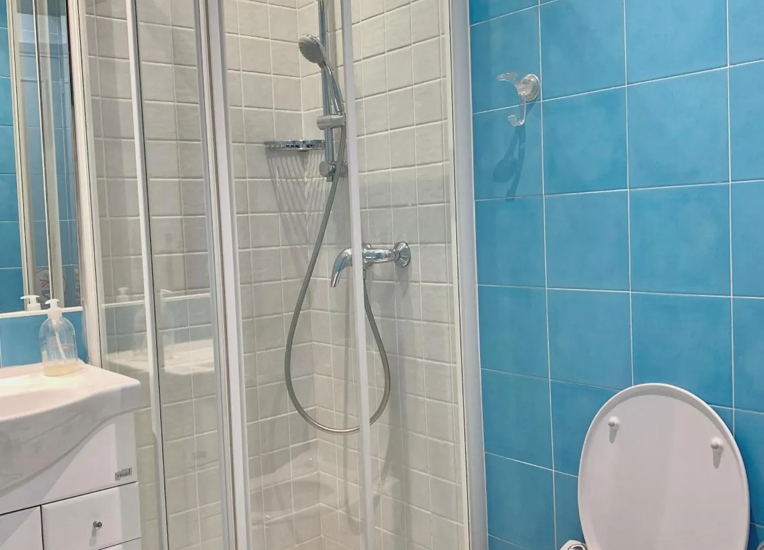 Appartement Front De Mer, 80M2 Cannes 0*,
