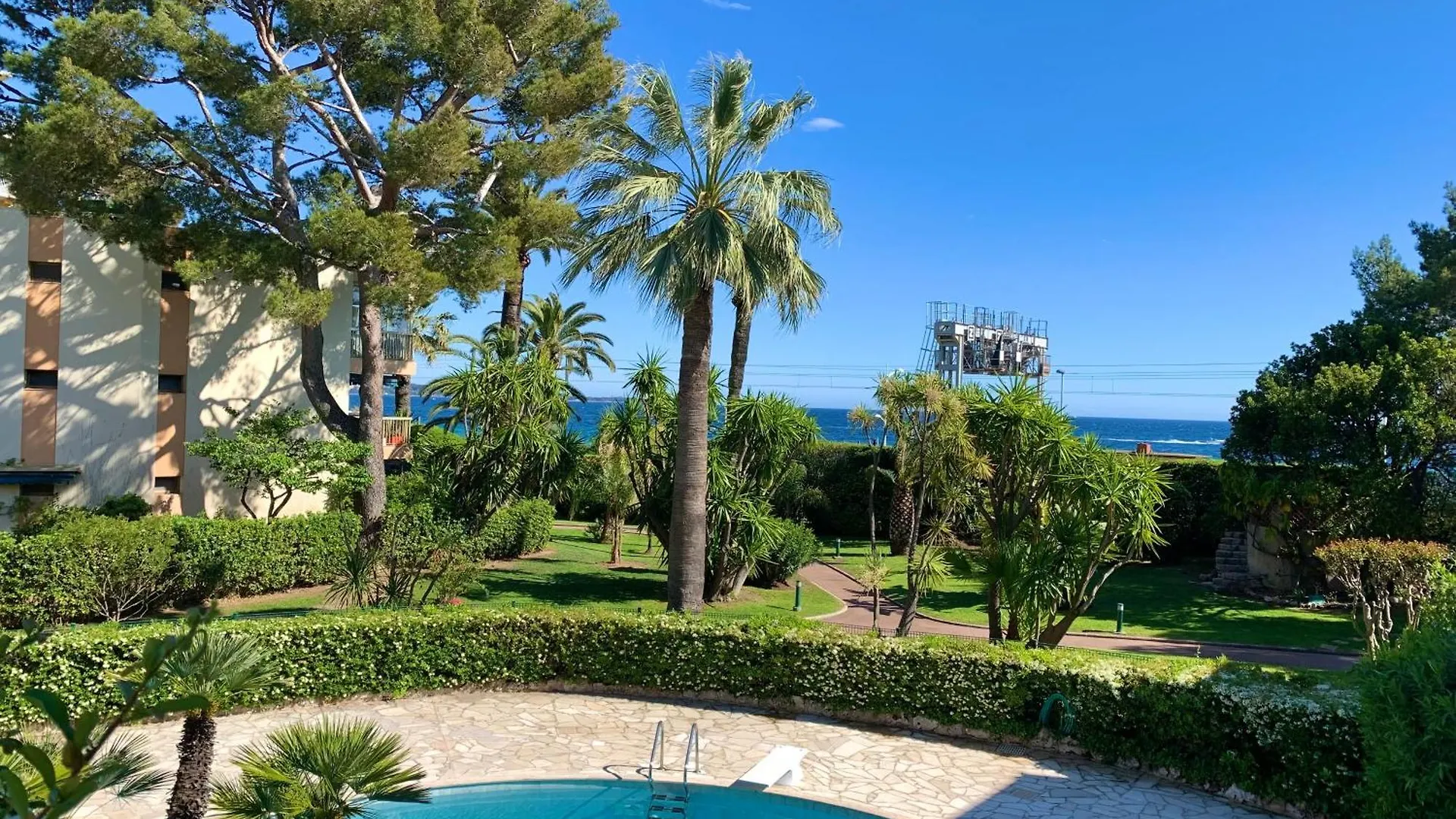 Appartamento Appartement Front De Mer, 80M2 Cannes