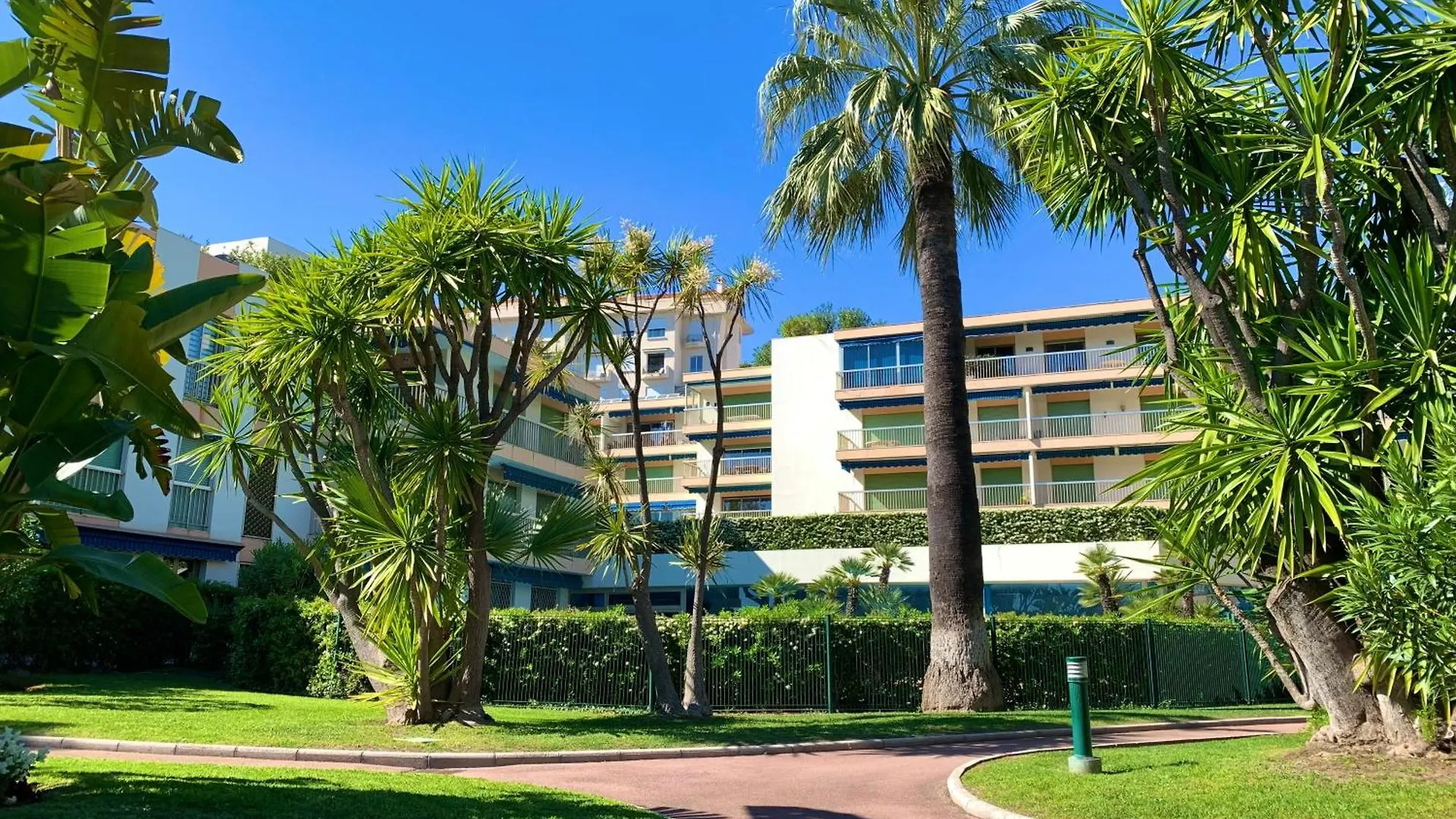 Apartment Appartement Front De Mer, 80M2 Cannes